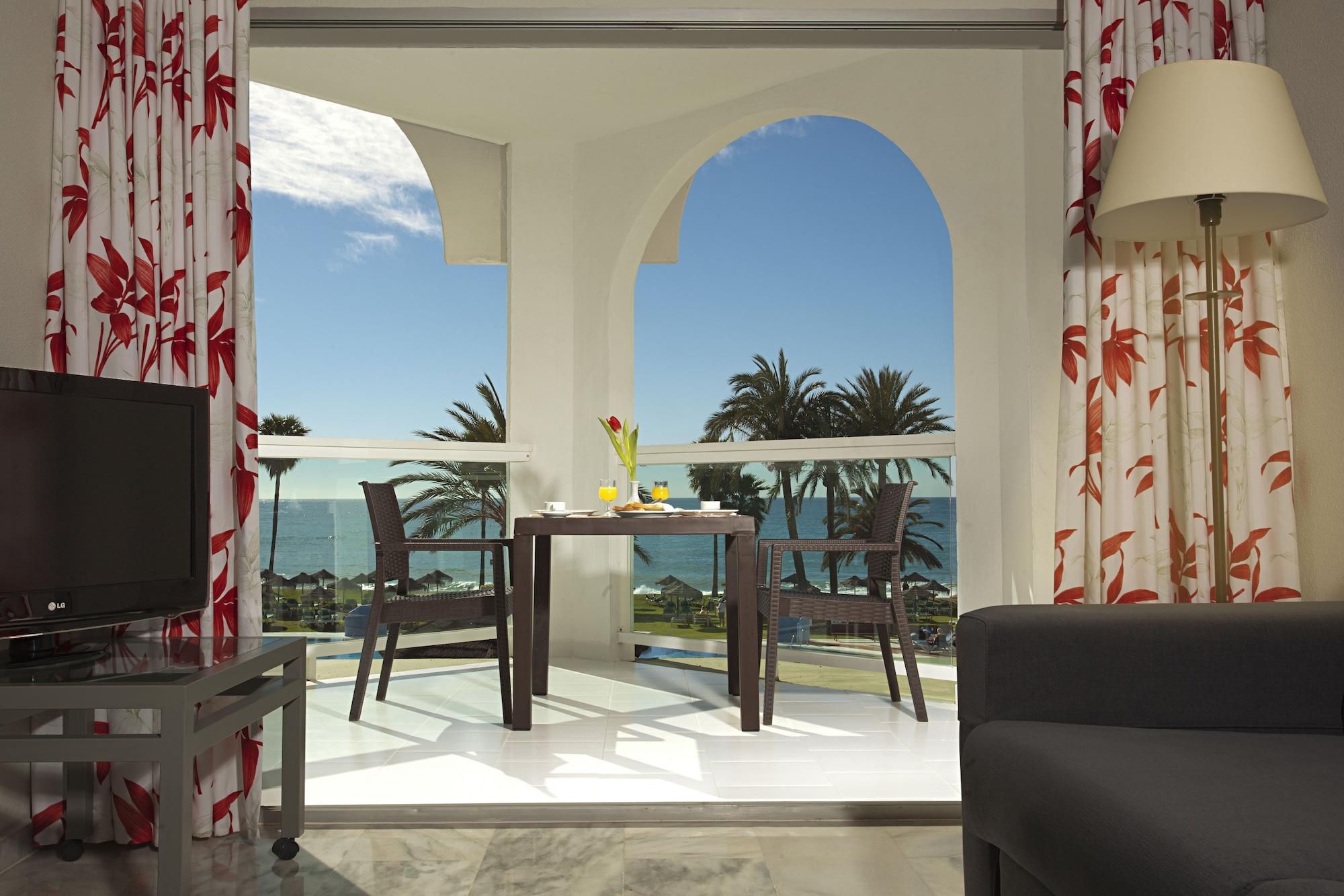 Ona Marinas De Nerja Spa Resort Exterior photo